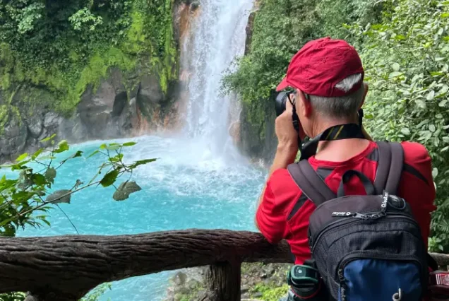 Private Transfer La Fortuna to Tamarindo area with Rio Celeste